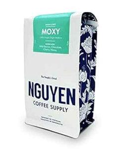 NV[ z[ArJR[q[ 12IXAxgitFAg[hI[KjbNVOIW_ NGUYEN COFFEE SUPPLY Moxy Whole Arabica Coffee Bean 12oz, Vietnamese Fair Trade Organic Single Origin Low Acid