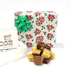 NX}X |CZ`A - t@bWlߍ킹Mtg{bNX - Hall's Candies Christmas Poinsettia - Assorted Fudge Gift Box - Hall's Candies