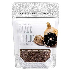 Artisan Salt Company Fusion �V�R�������K�[���b�N�V�[�\���g�A�W�b�v�g�b�v�|�[�`�A4�I���X SaltWorks Artisan Salt Company Fusion Naturally Flavored Black Garlic Sea Salt, Zip-Top Pouch, 4 Ounce