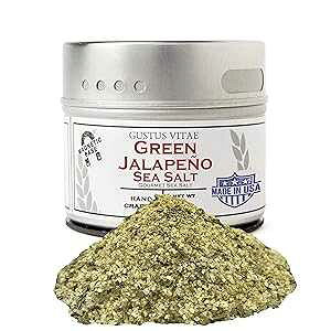 Gustus Vitae - O[ny[jC - `qg݊ - C - 2.6 IX - {iIȃNtgO - ʂ Gustus Vitae - Green Jalape o Sea Salt - Non GMO - Magnetic Tin - 2.6 Ounce - Authe