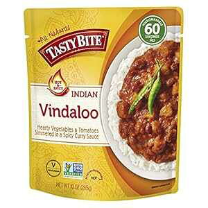 Tasty Bite Indian Vindaloo zbgŃXpCV[AdqWłɐHׂ郁CfBbVA10 IX (6 pbN) Tasty Bite Indian Vindaloo Hot and Spicy, Microwaveable Ready to Eat Entr e, 10 Ounce (Pack of 6)