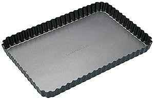 Master Class MasterClass KCMCHB55 31 x 21 cm Loose Bottomed Tart Tin with PFOA Non Stick, Robust 1 mm Thick Carbon Steel, 12 x 8.5 Inch Fluted Rectangular Quiche Pan, Black