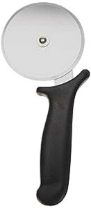 ARCOS Pizza Cutter 4 Inch Nitrum Stainless Steel. 100 mm. Series Gadgets.Professional kitchen utensil with a specific design. Resistant blade. Color Black
