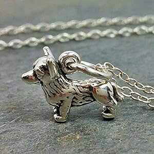 ȃEFV R[M[ `[ lbNX - 925 X^[O Vo[A18 C` EnCharmed Tiny Welsh Corgi Charm Necklace - 925 Sterling Silver, 18"