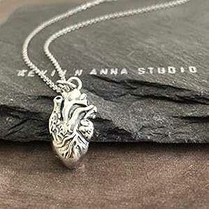 �X�^�[�����O�V���o�[ �A�i�g�~�J�� 3D �n�[�g �`���[�� �l�b�N���X�A18 �C���` KEVIN N ANNA Sterling Silver Anatomical 3D Heart Charm Necklace, 18