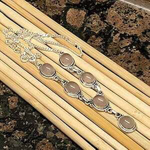 VRJ{` sN [Y NH[c 925 \bh X^[O Vo[ lbNX 18" Natural Rocks by Kala Natural Cabochan Pink Rose Quartz 925 Solid Sterling Silver Necklace 18"