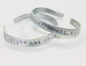 At@ JC IKAABBBAXO MVqwNüpuXbgAϐFȂA~jE Ann Peden Jewelry Alpha Chi Omega, Real. Strong. Women. AXO Greek Sorority Quote Bracelet 