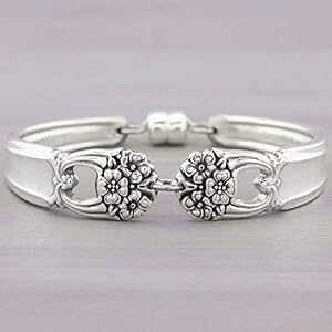 AeB[N Vo[EFA Xv[ WG[ iɂȂ̂ 1941 ~fBA Heartfelt Tokens Silverware Spoon Jewelry Eternally Yours 1941 Medium