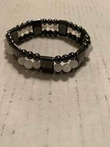 VRCw}^Cgƃ[YNH[c̕΂̕Lr[YXgb`uXbg Mama Otter's Tidbits Natural Magnetic Hematite and Rose Quartz Gemstone Wide Beaded Stretch Bracelets