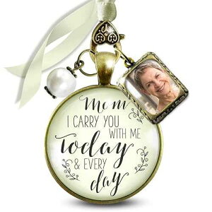 Gutsy Goodness Memory Wedding Bouquet Charm Mom I Carry You With Me Today Jewelry for Bride in Remembrance Vintage Bronze Cream Glass Pendant White Bead 1 Photo Frame Ties to Flowers DIY Picture Template