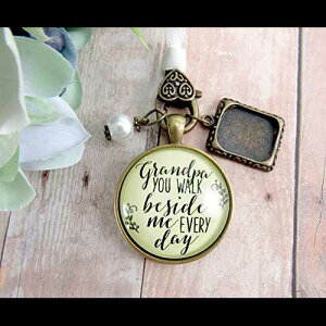 c̃EFfBOu[P`[񂠂Ȃ͎̂΂tHgt[AfpȎvõWG[uC_t[p Gutsy Goodness Grandfather Wedding Bouquet Charm Grand