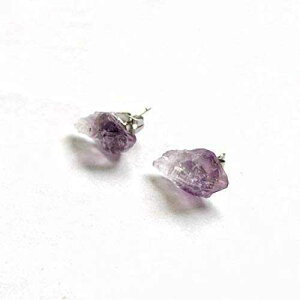 AWXg CO - X^[OVo[̗n - 5 ` 10 mm ̖HNX^ X^bh - 2 ̒a Designs by Nature Gems Amethyst Earrings - Sterling Silver Backing - 5-10mm Raw Crystal Studs - February Bi