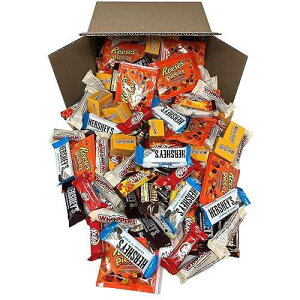 HERSHEY'S BULK CHOCOLATE CANDY BAR MIX - 5 LB of Individually Wrapped Milk Chocolate Bars, Includes Kit Kat, Reese's Peanut Butter Cups, Milk Duds, Reese's Pieces