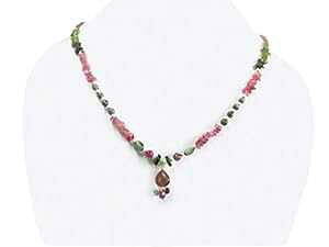 nhCh XCJ g} `bv r[Y lbNX X^[O Vo[ p[c 16 C` WFXg[ WG[ anushruti Handmade Watermelon Tourmaline Chips Beads Necklace with Sterling Silver