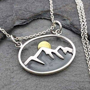 �I�[�o���}�E���e�������W �u�����Y�T���`���[���l�b�N���X - 925�X�^�[�����O�V���o�[�A18�C���` EnCharmed Oval Mountain Range with Bronze Sun Charm Necklace - 925 Sterling Silver, 18