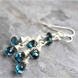 �_���O�����O �����h�� �u���[ �g�p�[�Y �C�������O �X�^�[�����O �V���o�[ �@�ׂȃJ�X�P�[�h �W�F���X�g�[�� �e�B�A�h���b�v Aerides Designs Dangling London Blue Topaz Earrings Sterling Silver Delicate Cascade