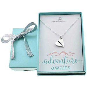 18C`̃X^[OVo[P[u`F[ɃX^[OVo[̎s@`[lbNXB Mom & Three Daughters Paper Airplane Charm Necklace in Sterling Silver on an 18" Sterling Silver Cable Chain.