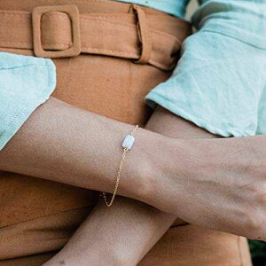 14K �S�[���h�t�B���̃��[�u���[���[�X����N���X�^���u���X���b�g - 6 �C���`�̃`�F�[���� 2 �C���`�̒��߉\�ȃG�N�X�e���_�[ Raw blue lace agate crystal bracelet in 14k gold fill - 6" chain with 2" adjustab