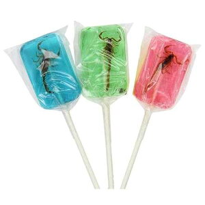 ?? ?? ?? ??? ??? ?? ? - ??, ???? & ?? ? ?? ?? ?? Meat Maniac Scorpion Suckers Triple Sampler Gift Pack- Strawberry, Blueberry & Apple Flavored Scorpion Lollipops