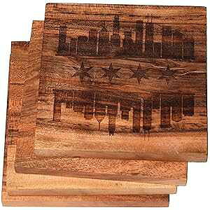 シカゴコースター、シカゴフラッグ/スカイラインドリンクコースター ? シカゴのお土産&ギフト、シカゴ市旗デザインの彫刻されたアカシア材コースター ? スカイライン付きシカゴテーマギ