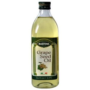 Mantova Grapeseed Oil 34 Oz, high in antioxidants and possessing cholesterol-lowering properties. A neutral, non-greasy mouth-feel also makes it versatile in the kitchen.