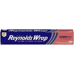 Reynolds Wrap Everyday Strength Aluminum Foil Roll, Freezer Safe and Grill Safe, Great for Foil Packets and Home Cooking, 12 Inches Wide, 200 Total Sq. Ft.