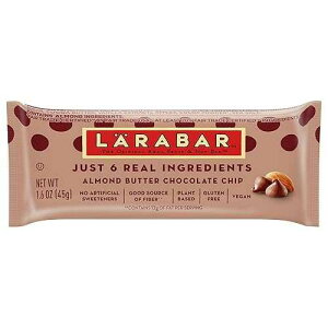 LARABAR �A�[�����h�o�^�[�`���R���[�g�`�b�v�o�[�A1.6�I���X LARABAR LARABAR Almond Butter Chocolate Chip Bar, 1.6 OZ