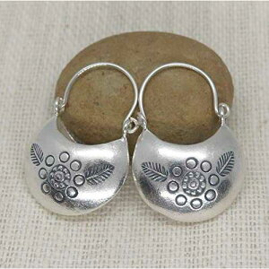 �X�^�[�����O�V���o�[�A�{�w�~�A���O�����t�[�v�C�������O�A����q�b�s�[�Ԃ̒����A�ޏ��ւ̃M�t�g SilverShapes Sterling Silver Boho Crescent Moon Hoop Earrings, Handmade Hippie Floral Engraved, Gift for Her