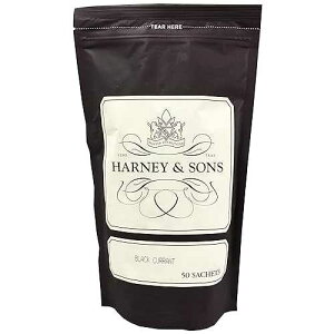 Harney & Sons Black Currant Tea - Wonderful Fruity Flavor, Caffeinated with a Medium Body - Bag of 50 Sachets