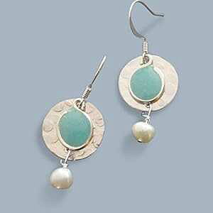 Bettina y Lt Tt@CAp[ ~fBA hbv fB[X Vo[g[ CO r[Y Handmade Lightweight Lt Sapphire Resin Pearl Medium Drop Womens Silvertone Earrings Beads by Bettina