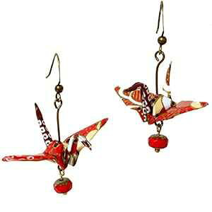 ܂莆J^܂߃sAX bhN[ `FRKXr[Yt a1NLOMtg Dreamscape Studio Origami Good Luck Paper Crane Earrings, Red Cream w/Czech Glass Bead, Birthday 1st Anniversary Gift