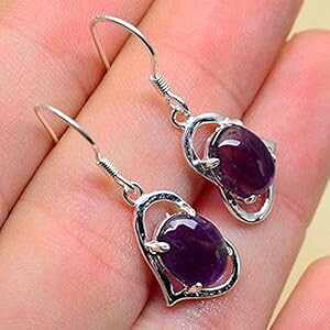 VRAWXg΃n[g^X^[OVo[_OCO Mama Otter's Tidbits Natural Amethyst Gemstone Heart Shaped Sterling Silver Dangle Earrings