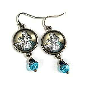 svc̍̃AX CO The Divine Iguana Alice in Wonderland Earrings