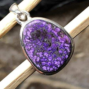 �i�`������ �p�[�v�� �X�M���C�g 925 �\���b�h �X�^�[�����O �V���o�[ �y���_���g 25mm Natural Rocks by Kala Natural Purple Sugilite 925 Solid Sterling Silver Pendant 25mm