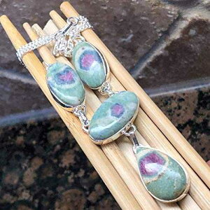 �V�R���r�[�A�t�N�T�C�g 925 �\���b�h �X�^�[�����O �V���o�[ �l�b�N���X 18 �C���` Natural Rocks by Kala Natural Ruby in Fuchsite 925 Solid Sterling Silver Necklace 18