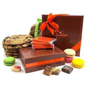 誕生日のお祝いのバンドル Jacques Torres Chocolate 最安値挑戦 Bundle Birthday 最大94％オフ！ Celebration