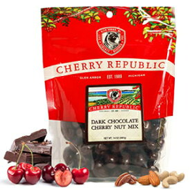 Cherry Republic Dark Chocolate Cherry Nut Mix - Nutrition-rich Trail Mix Featuring Dark Chocolate Coated Tart Dried Cherries, Roasted Pecans, Cashews & Almonds - All-purpose Snack Mix - 14 Ounces