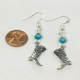 スターリングシルバーのイヤワイヤーにターコイズのアクセントビーズが付いたカウボーイブーツのイヤリング Ann Peden Jewelry Cowboy Boot Earrings with Turquoise accent beads, on Sterling Silver Earwires