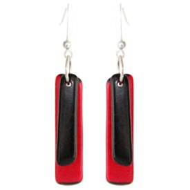 赤と黒の手作りのデュオタグアイヤリング FLORAMA Natural Jewelry Duo Tagua Earrings in Red and Black Handmade
