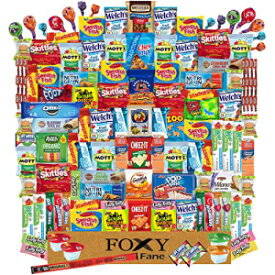 Foxy Fane 120 カウント 究極のギフト スナック ボックス - チップ、クッキー、キャンディ、クラッカー、その他のスナックのさまざまな詰め合わせを含むケアパッケージ - おいしいおやつのバルクバンドル (スナック 120 個 - デラックス パック) Foxy Fa