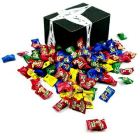 ウォーヘッド エクストリーム サワー キャンディ、ブラックタイ ボックス入り 1 ポンド バッグ Warheads Extreme Sour Candy, 1 lb Bag in a BlackTie Box