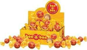 ボン・オー・ボン・ボンボン ピーナッツクリームフィリングとウエハース付き 450グラム Arcor Bon O Bon Bonbons with Peanut Cream Filling and Wafer 450 Grs.