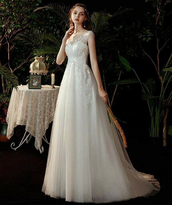 楽天市場】ウエディングドレス 二次会ドレス 披露宴 スレンダーライン  