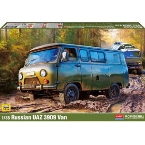 �A�J�f�~�[�Ȋw 1/35 ���V�A UAZ 3909 �o�� 13552