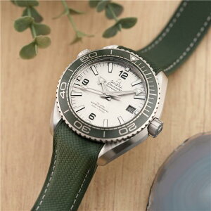 �I���K �V�[�}�X�^�[ �v���l�b�g�I�[�V���� 600M 215.32.44.21.06.001 �t���i���i OMEGA �V�i�����Y �r���v ��������