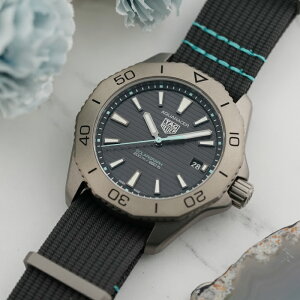 �^�O�z�C���[ �A�N�A���[�T�[ �v���t�F�b�V���i�� 200 �\�[���[�O���t WBP1180.FN8027 �t���i���i�y�I�����C���u�e�B�b�N���胂�f���z TAG HEUER �V�i�����Y �r���v ��������