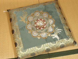  d zc  ~ ފ O zc ʐDZ再b 70×70