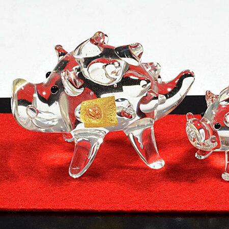 【金箔】金沢-純金箔入り亥(いのしし)親子◆ガラス製職人手作り品★郵便にてのお届けで送料250円金箔金純金縁起物縁起物お土産プレゼント