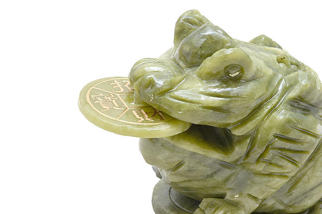 【縁起物】翡翠製-蛙の置物石のオブジェ 石製オブジェ 石製置物縁起物 お守り 石彫り 動物小物 お守り 縁起物 かえる 蛙 カエル | ごくらくや