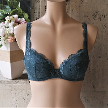 楽天市場 L Angelique ランジェリーク テラス シリーズ 日本 レディース ファッション レース ソフト 軽い はみ肉防止 リフトアップ 気分アップ 女子力アップ プレゼント 誕生日 クリスマス パットポケット付 3 4カップブラ B Cカップ ランジェリーショップ